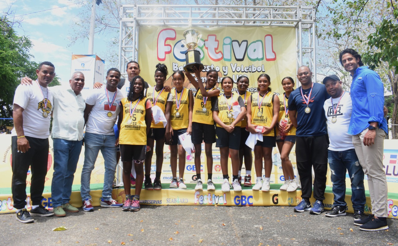 Club Rafael Barias Campe N En Baloncesto Del Festival Deportivo Femenino U