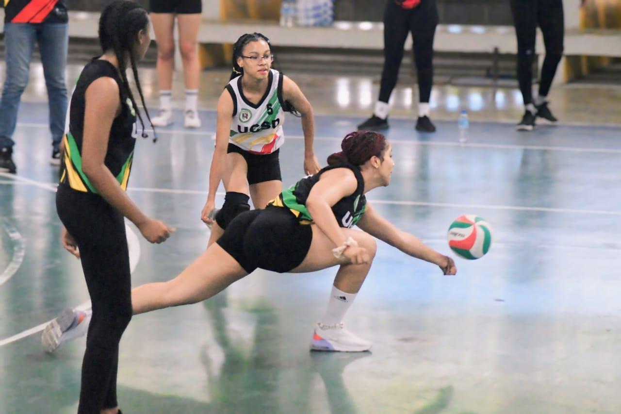 La Ucne Y La Uasd Santiago A Semifinal Voleibol Juegos Universitarios