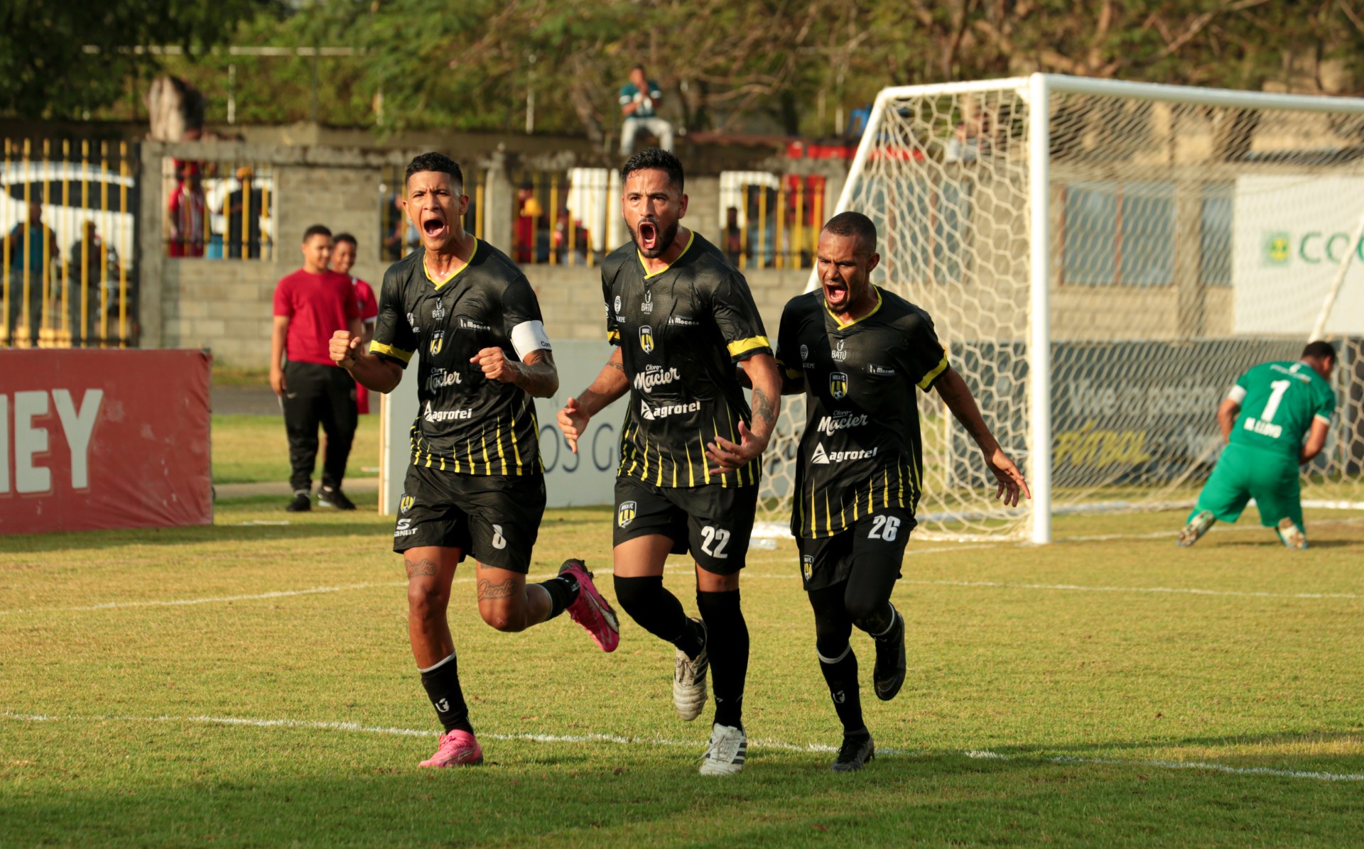 Moca FC propina súper goleada al CIBAO FC en jornada LDF