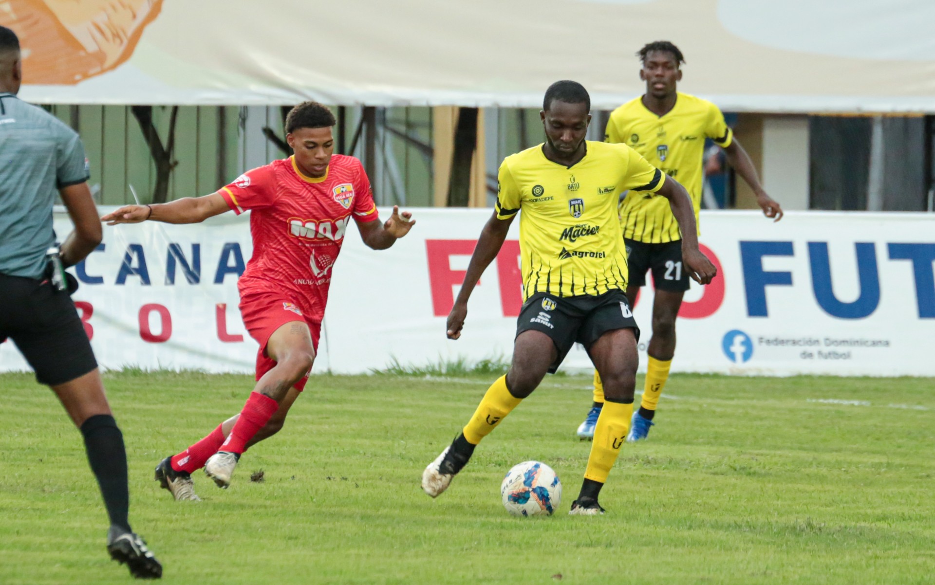 Cibao FC Vence Pantoja Y Se Afianza En La Cima Moca Empata