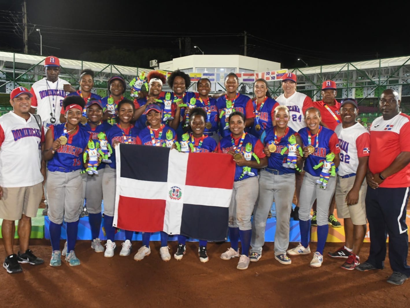 Softbol Femenino Se Prepara Para Los Juegos Bolivarianos