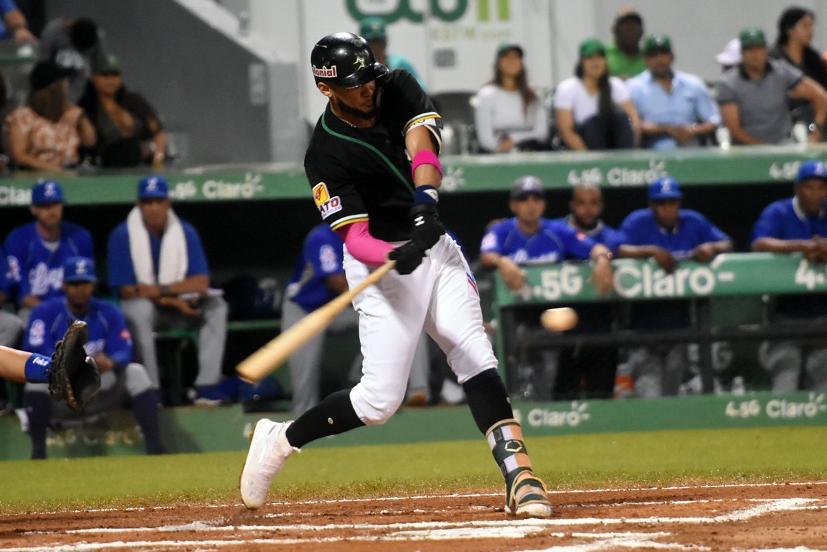 Estrellas dejan en el terreno al Licey y se mantienen en el primer lugar  del Round Robin