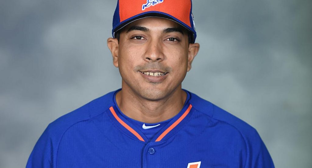 Selección béisbol completa staff de coaches para el Premier 12