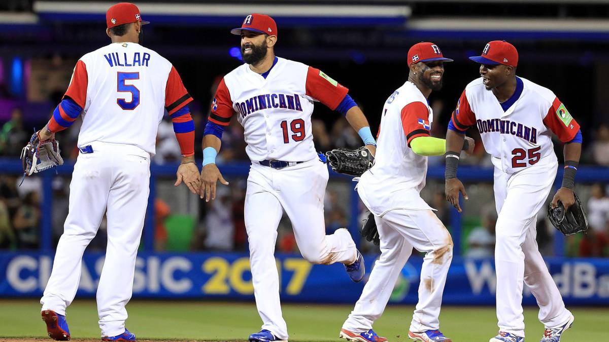 México presenta su uniforme para el Clásico Mundial de Beisbol