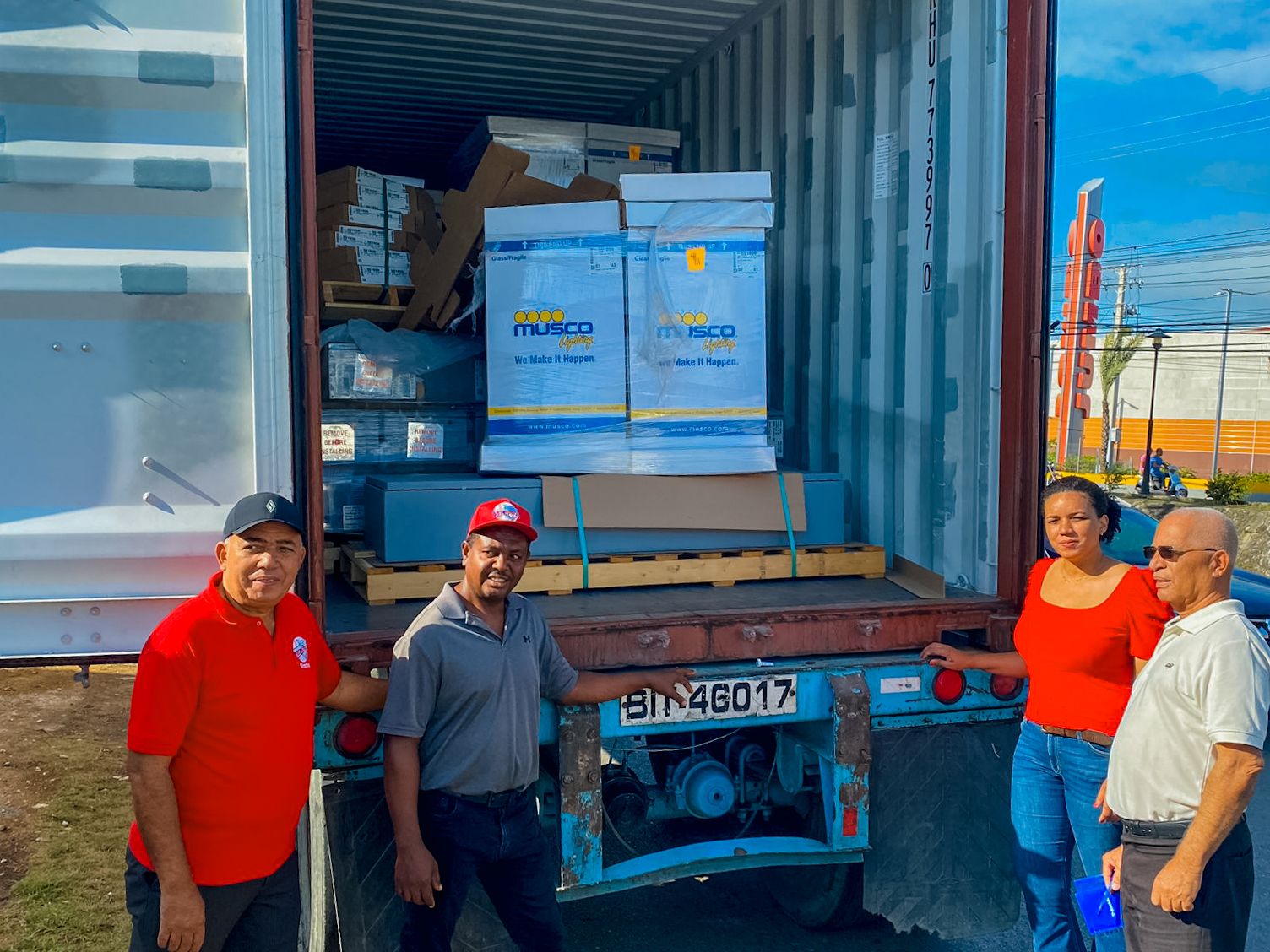 Instalarán moderno sistema de luces LED en el Estadio José Briceño de Puerto  Plata