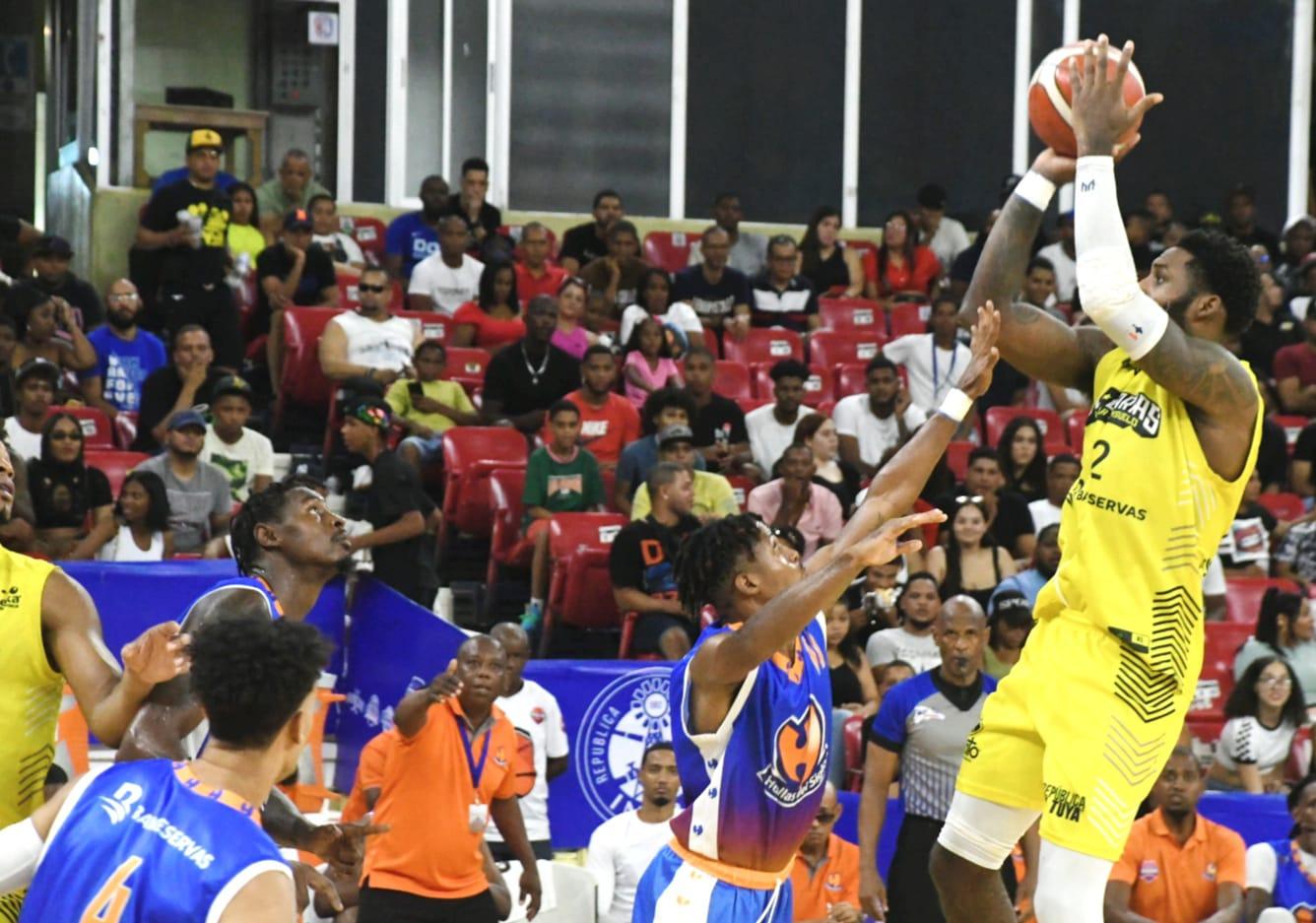 Mauricio Báez y Rafael Barias disputarán la final TBS Distrito