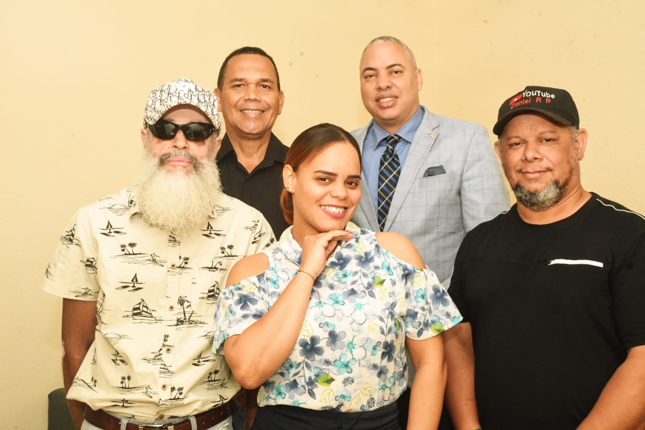 Historias con Patricia trae como invitado a Bienvenido Solano