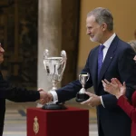 Reyes de España recoocen a la velocista Marileidy Paulino