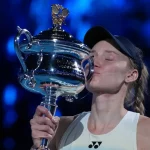 Elena Rybakina levanta el cetro en el Australian Open; vence a Aryna Sabalenka