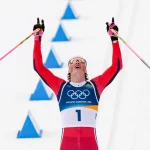 Johannes Hoesflot Klaebo implanta nueva marca de oros ganados en Juegos Invernales